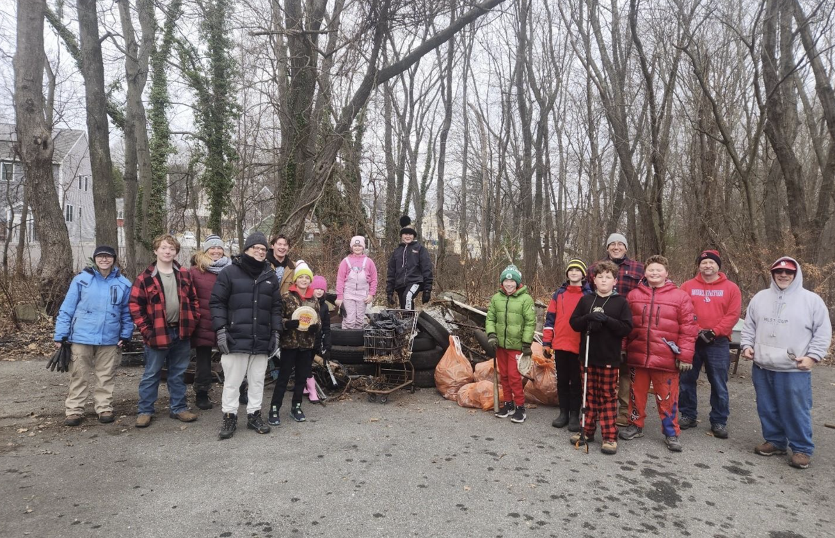 Scouts Lead Major Wetlands Cleanup in Burlington, MA