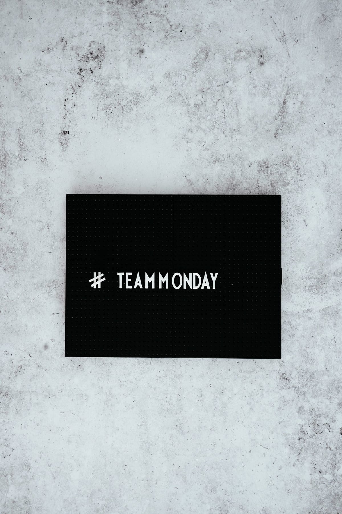 Daily Buzz | Manic Monday